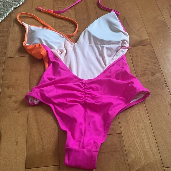 Victoria Secrets women’s swim one piece size l - Picture 2 of 3